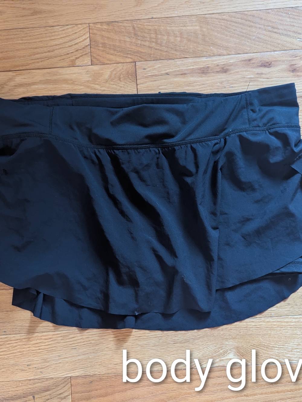 Body Glove XL Active Skirt With Short ( Baiting Soot)
